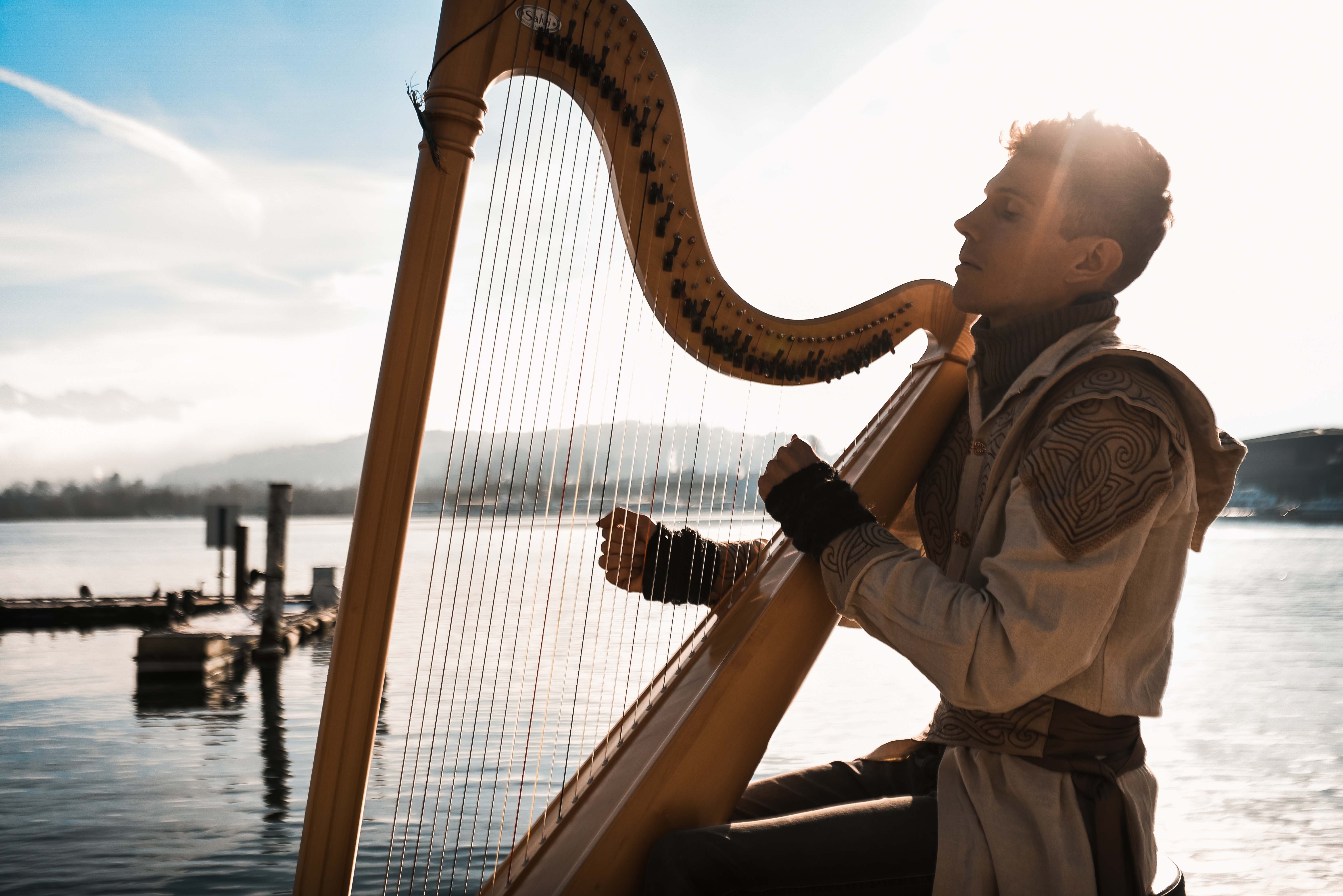 01 Fantasy white