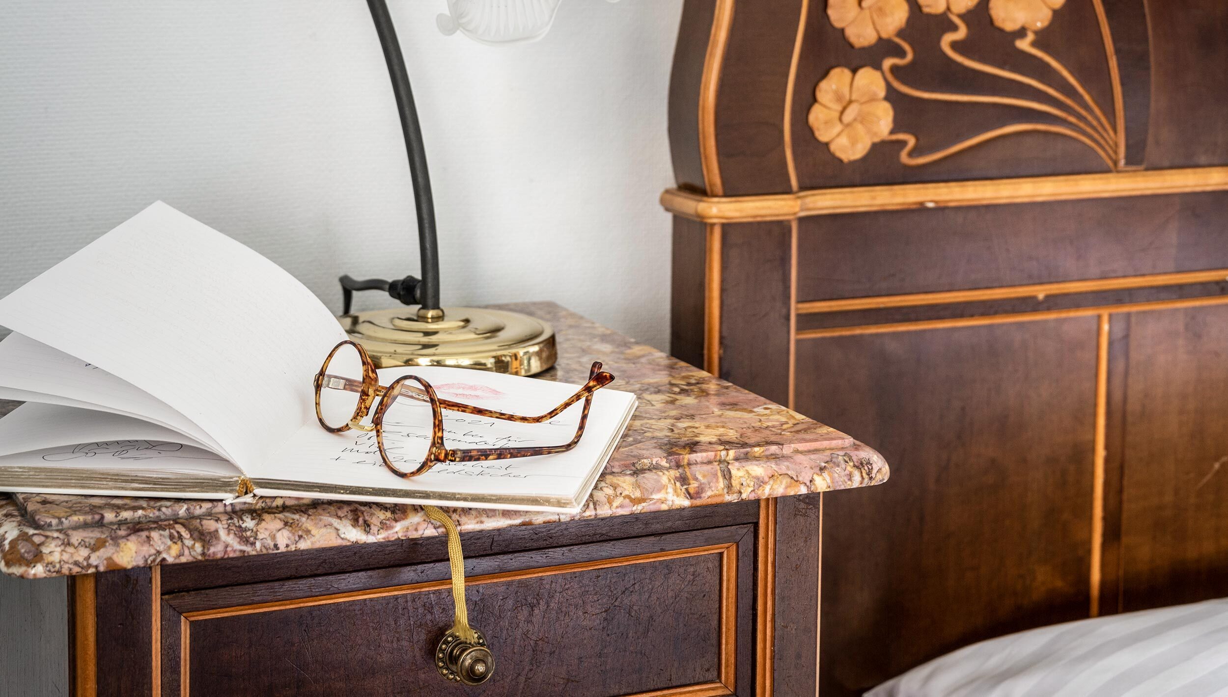 Brille jugendstil hotel paxmontana 02
